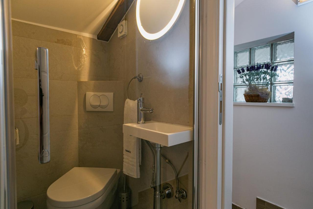 Apartma Anvade *
